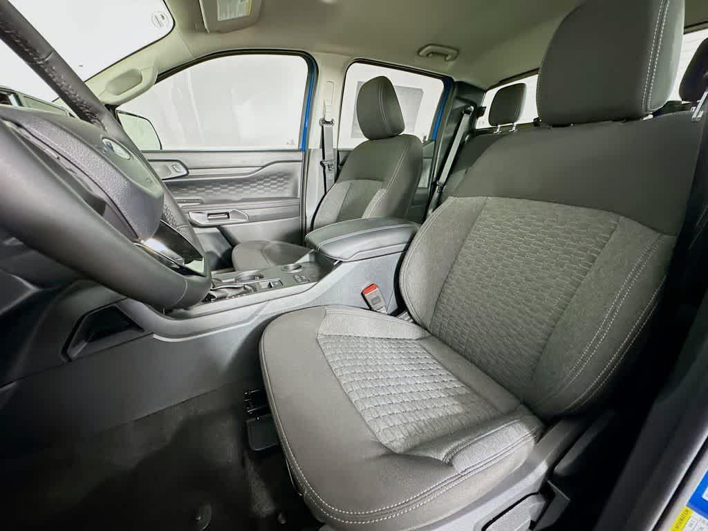 new 2025 Ford Ranger car, priced at $33,112