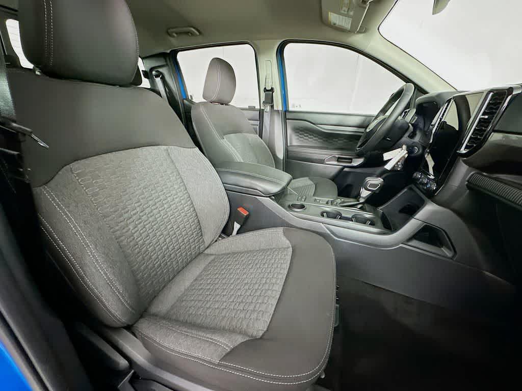 new 2025 Ford Ranger car, priced at $33,112
