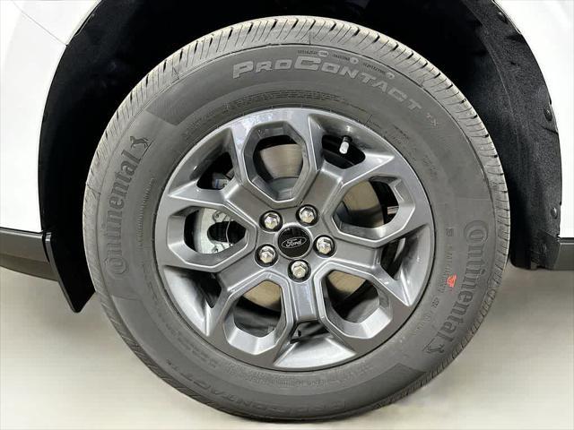 new 2025 Ford Maverick car, priced at $29,699