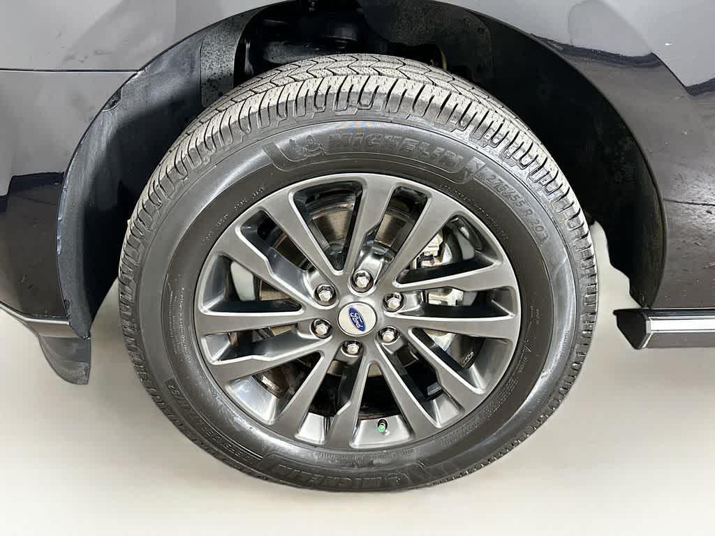 used 2019 Ford Expedition car, priced at $27,260