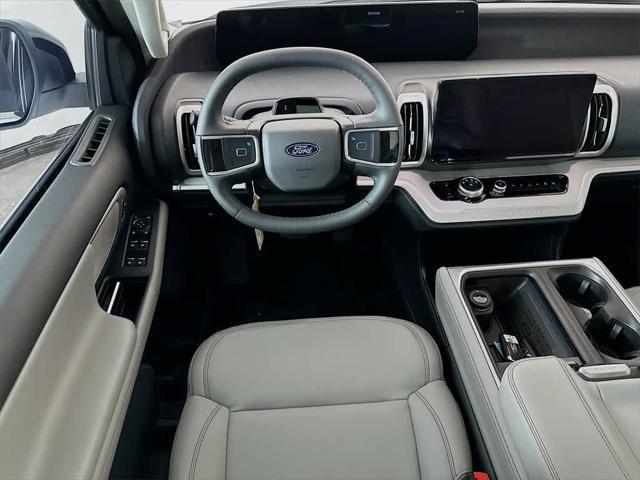 new 2025 Ford Expedition car, priced at $65,460
