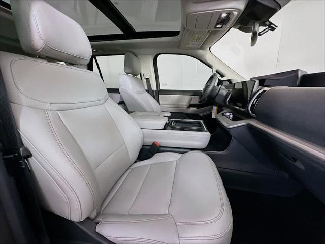 new 2025 Ford Expedition car, priced at $63,393