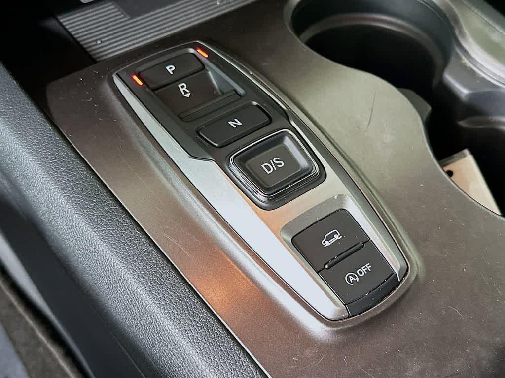 used 2022 Honda Pilot car, priced at $28,836