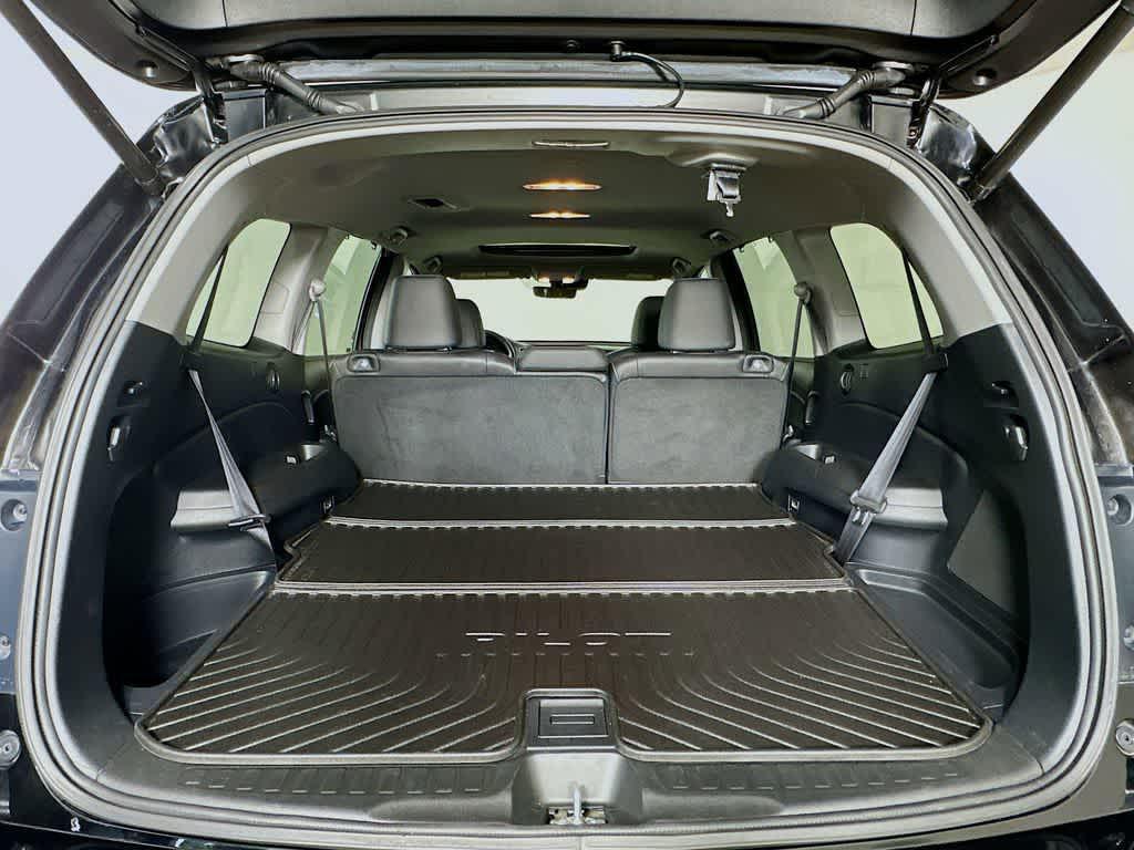 used 2022 Honda Pilot car, priced at $28,836