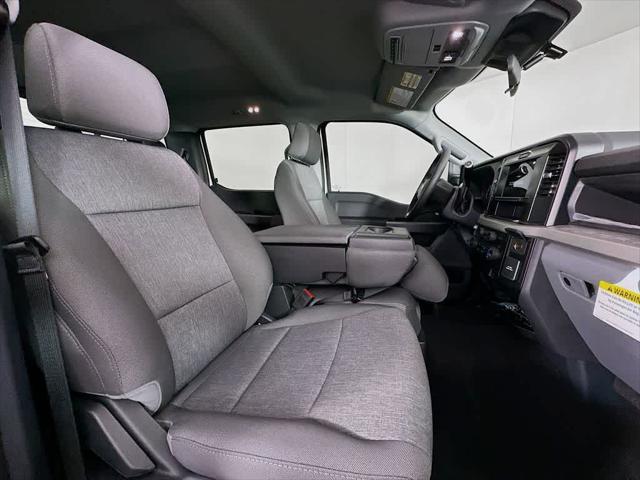 new 2025 Ford F-250 car, priced at $52,026