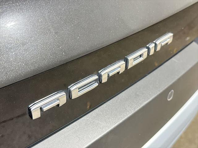 used 2023 GMC Acadia car, priced at $29,526