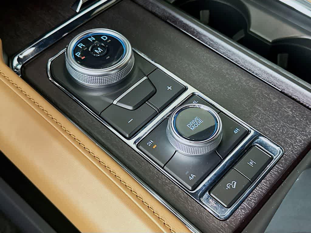 used 2023 Ford Expedition car, priced at $62,400