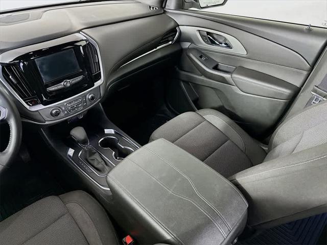 used 2022 Chevrolet Traverse car, priced at $23,439