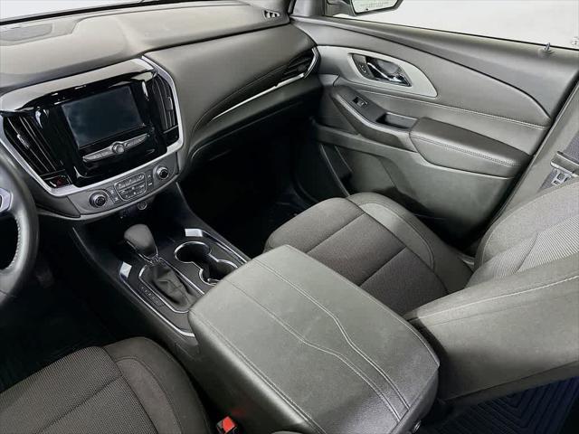 used 2022 Chevrolet Traverse car, priced at $22,996