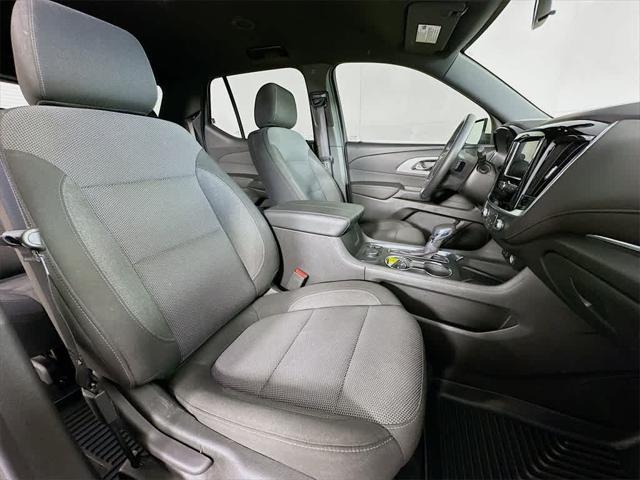 used 2022 Chevrolet Traverse car, priced at $23,439