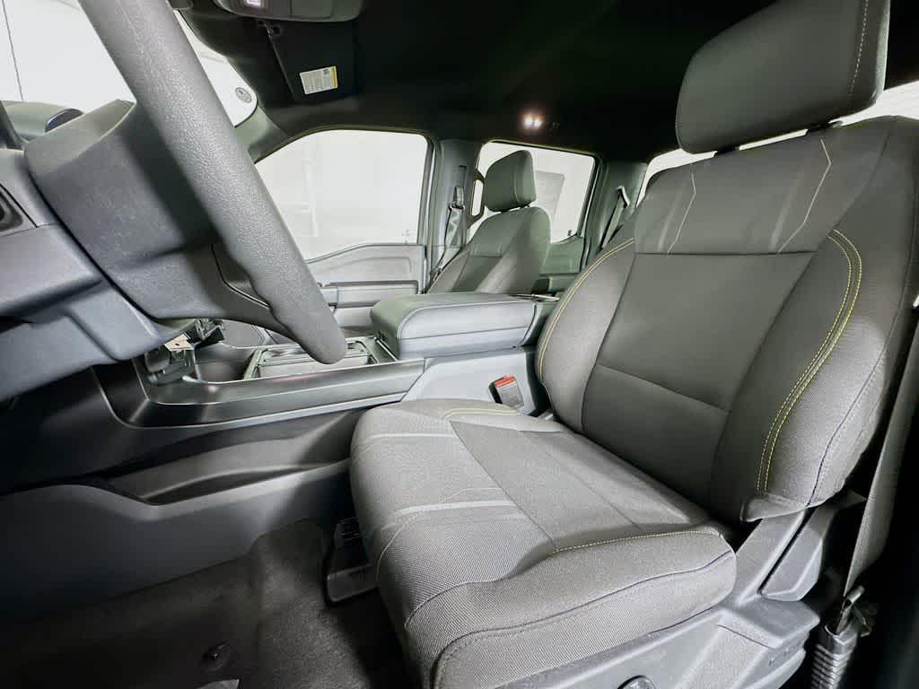 new 2025 Ford F-150 car, priced at $45,945