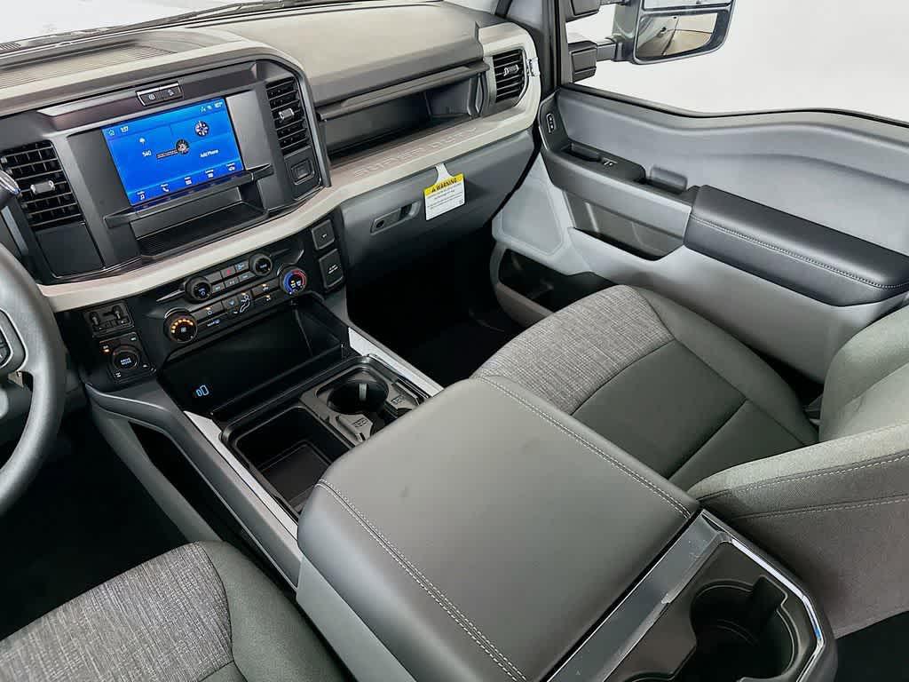 new 2025 Ford F-250 car, priced at $64,597