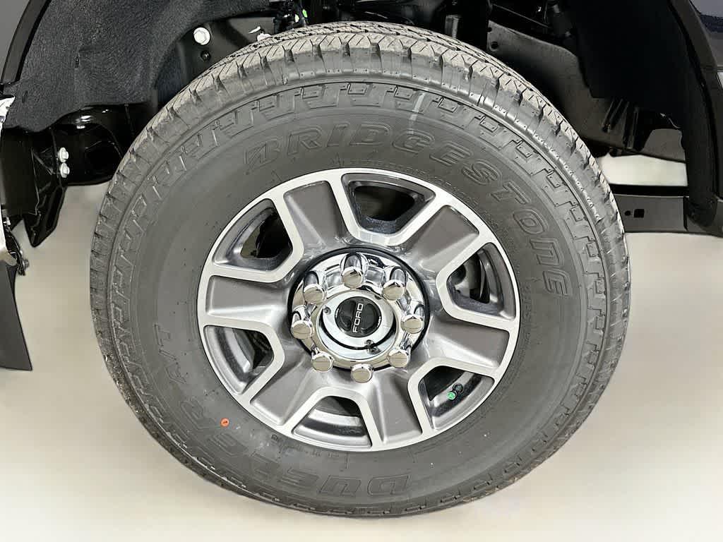 new 2025 Ford F-250 car, priced at $64,597