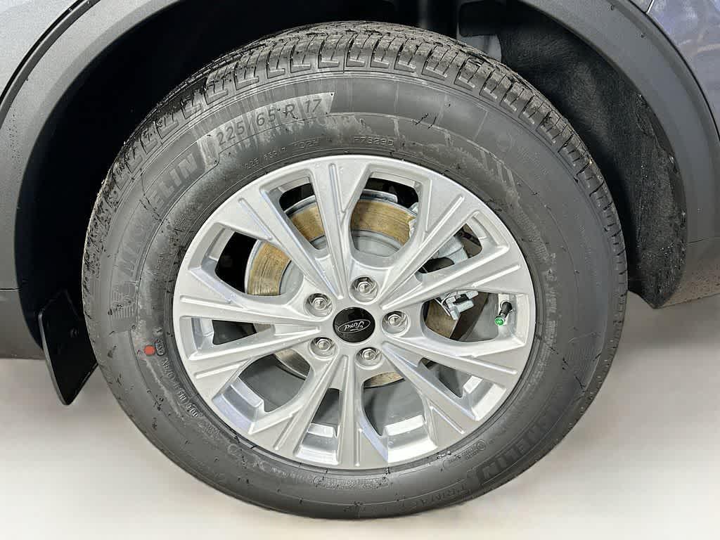 new 2025 Ford Escape car, priced at $29,345