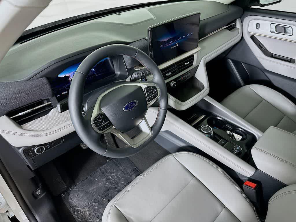 new 2025 Ford Explorer car, priced at $38,507