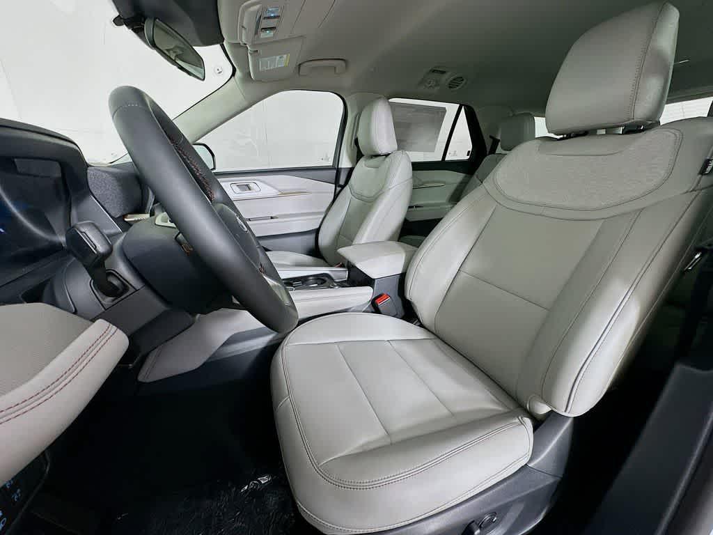 new 2025 Ford Explorer car, priced at $38,507