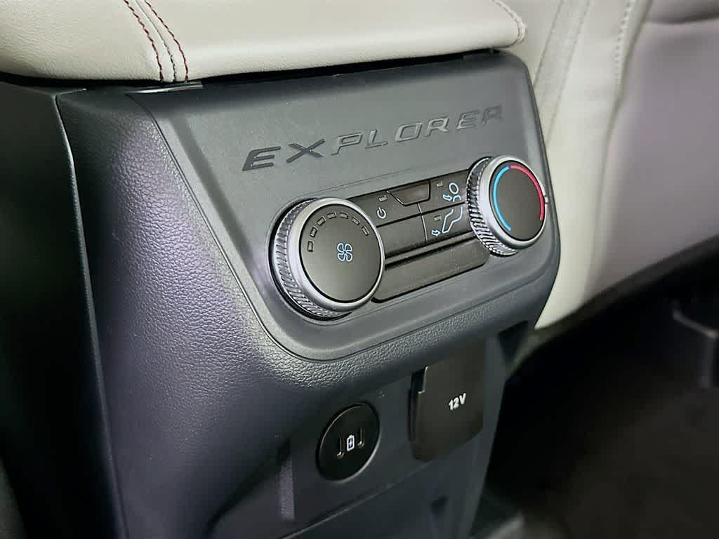 new 2025 Ford Explorer car, priced at $38,507