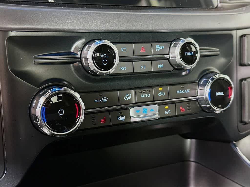 new 2025 Ford F-150 car, priced at $59,670