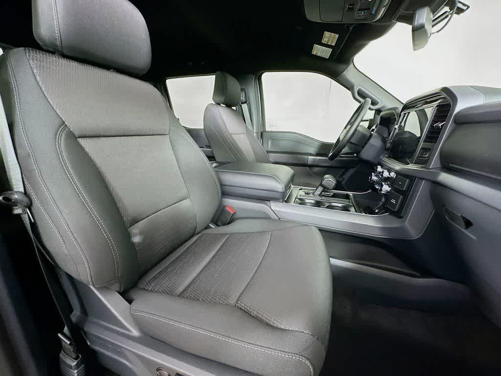 new 2025 Ford F-150 car, priced at $59,670