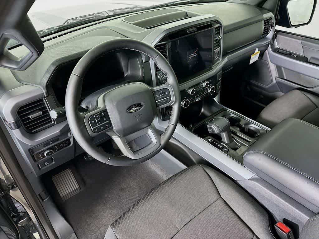 new 2025 Ford F-150 car, priced at $59,670