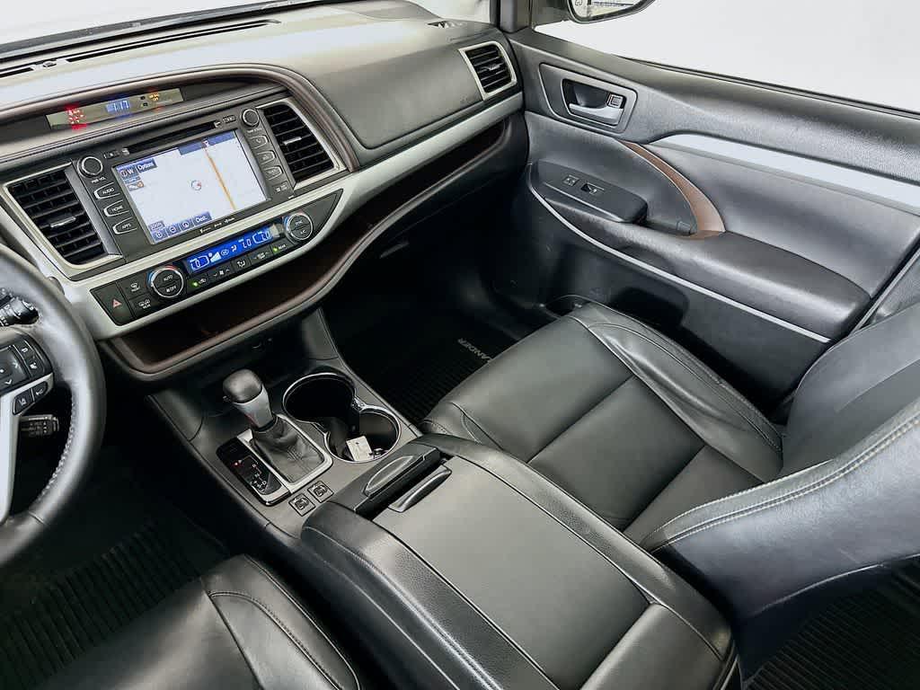 used 2017 Toyota Highlander car, priced at $12,929