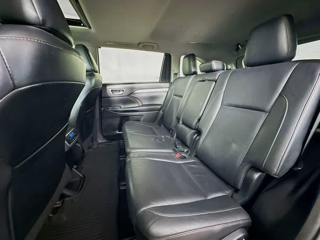 used 2017 Toyota Highlander car, priced at $12,929