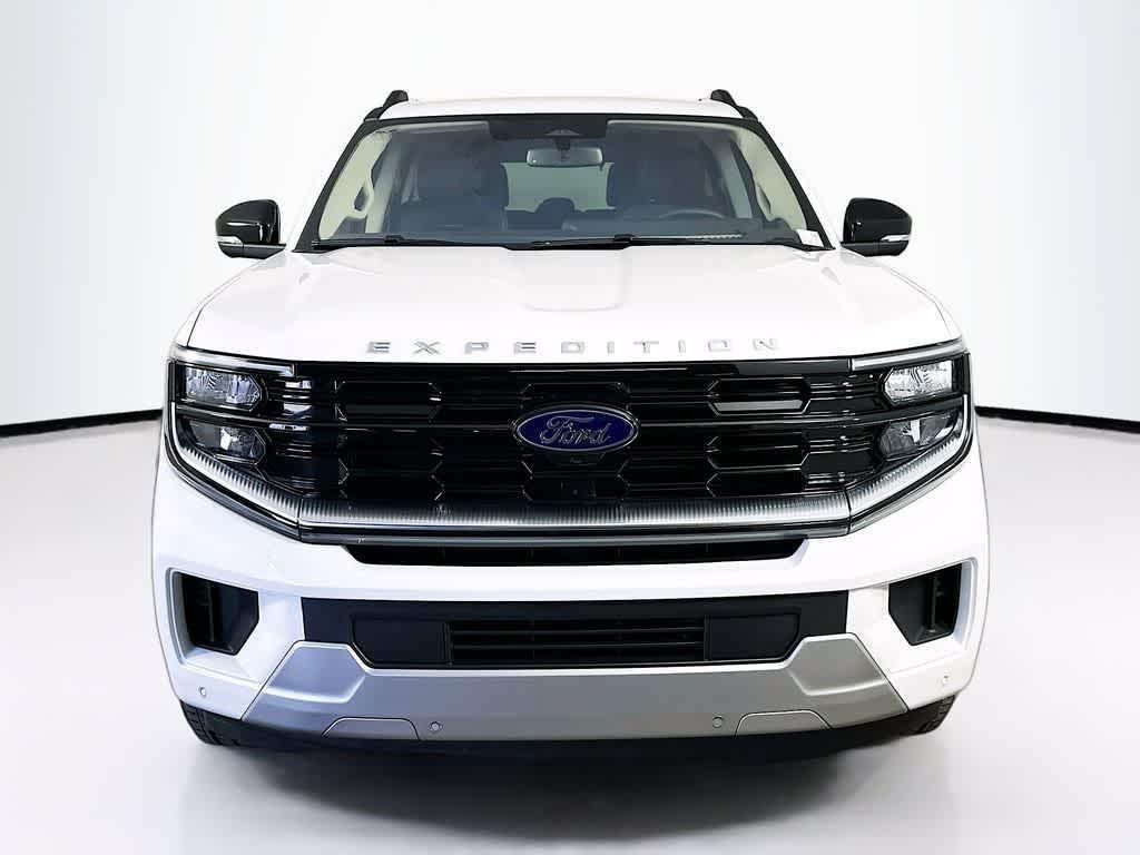 new 2025 Ford Expedition car, priced at $74,614