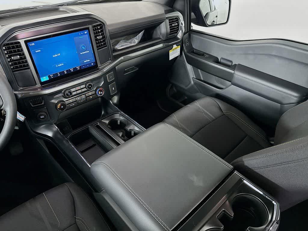 new 2025 Ford F-150 car, priced at $42,272