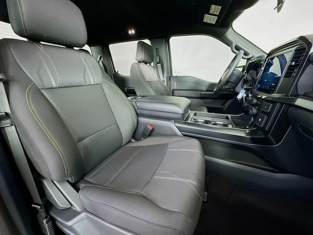 new 2025 Ford F-150 car, priced at $42,272