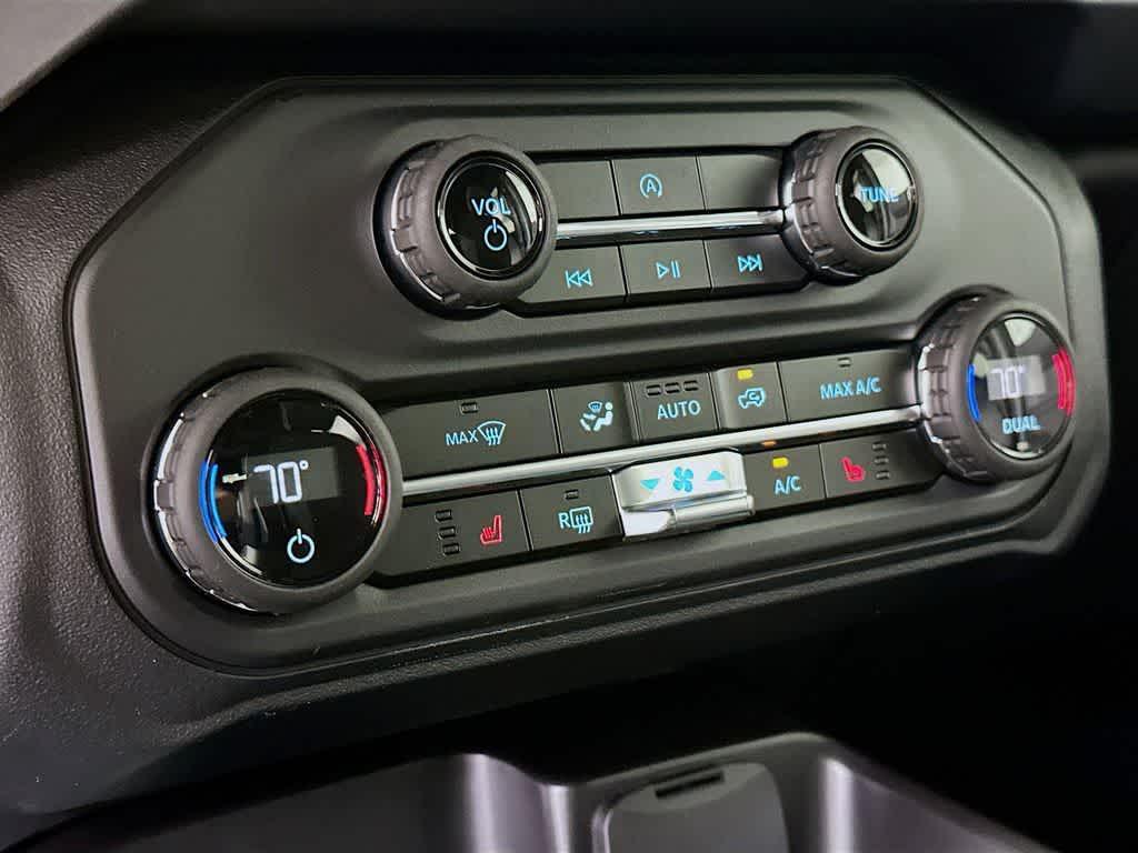 new 2025 Ford Bronco car, priced at $46,470