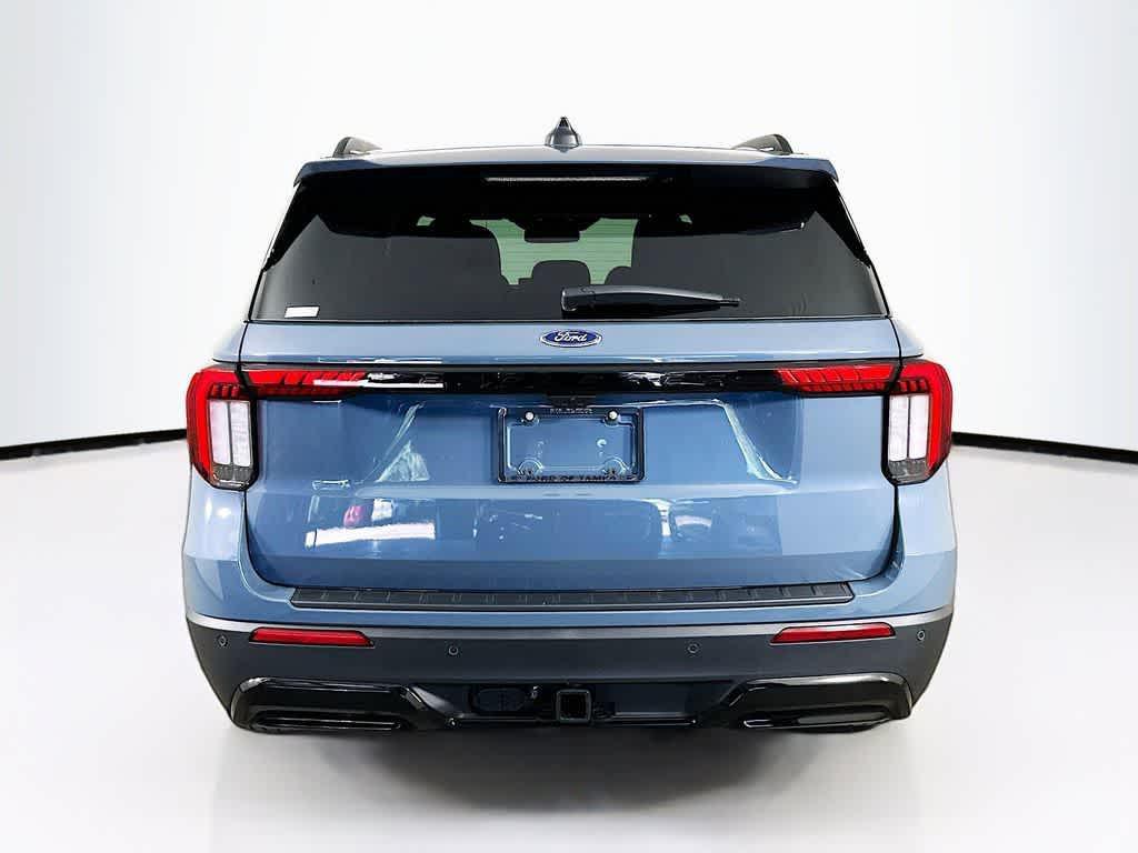 new 2025 Ford Explorer car, priced at $47,925