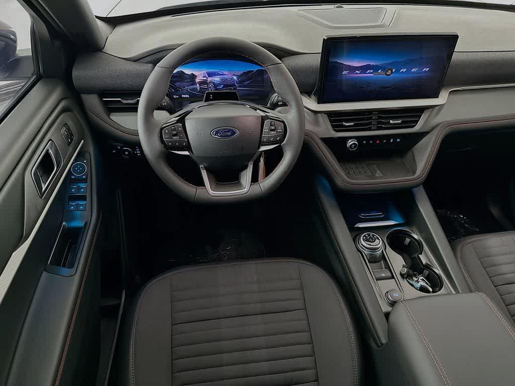 new 2025 Ford Explorer car, priced at $47,925
