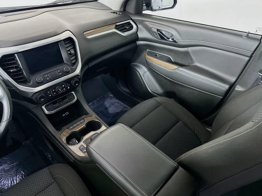 used 2023 GMC Acadia car, priced at $26,118
