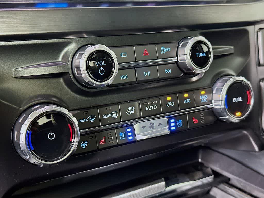 new 2025 Ford F-250 car, priced at $78,711