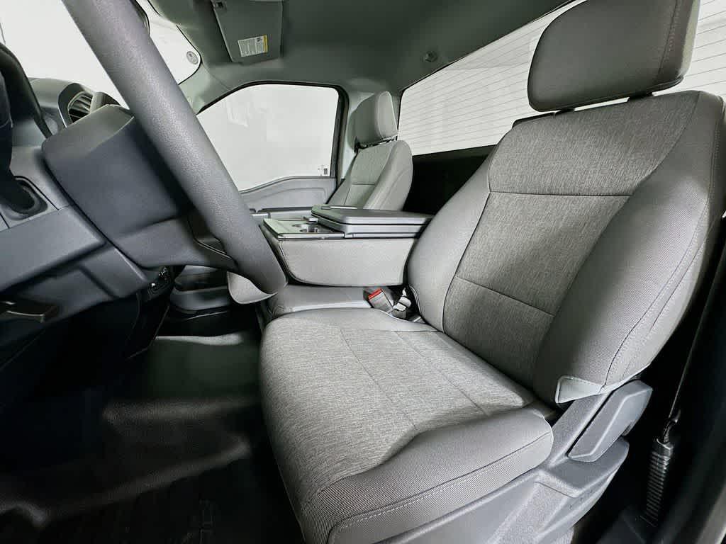 new 2025 Ford F-150 car, priced at $47,215