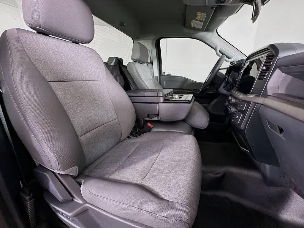 new 2025 Ford F-150 car, priced at $47,215