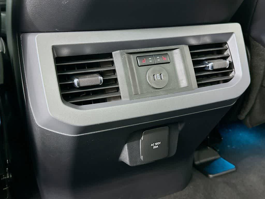 new 2025 Ford F-250 car, priced at $82,941