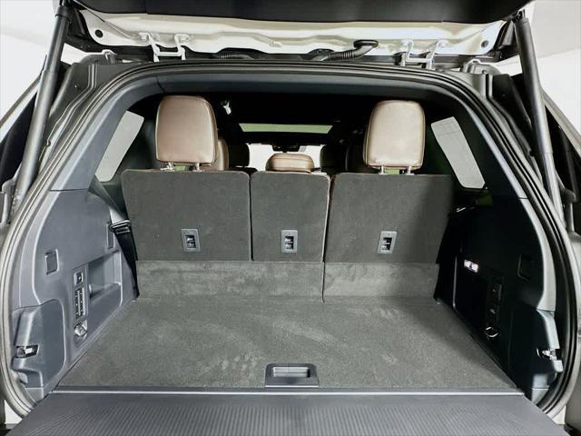 new 2025 Ford Expedition car, priced at $82,313