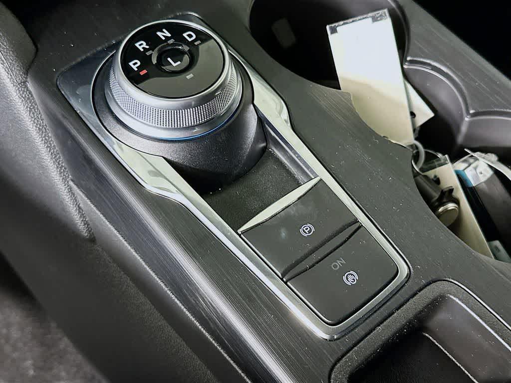 new 2025 Ford Escape car, priced at $25,439