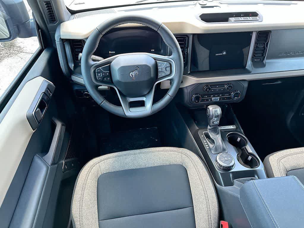 new 2025 Ford Bronco car, priced at $39,320