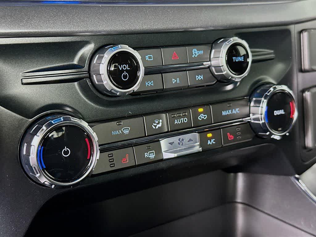 new 2025 Ford F-150 car, priced at $45,672