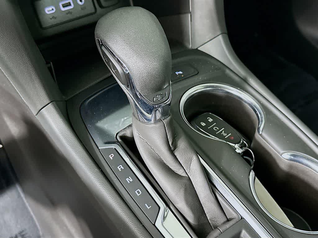 used 2024 Chevrolet Equinox car, priced at $20,216