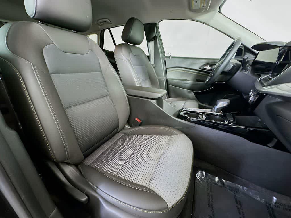 used 2024 Chevrolet Trax car
