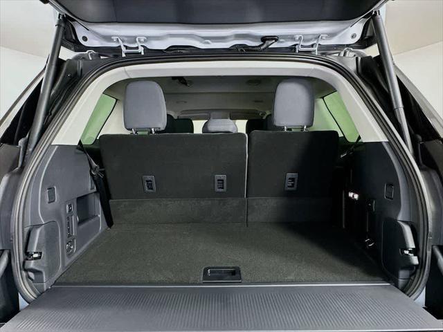 new 2025 Ford Expedition car, priced at $58,875