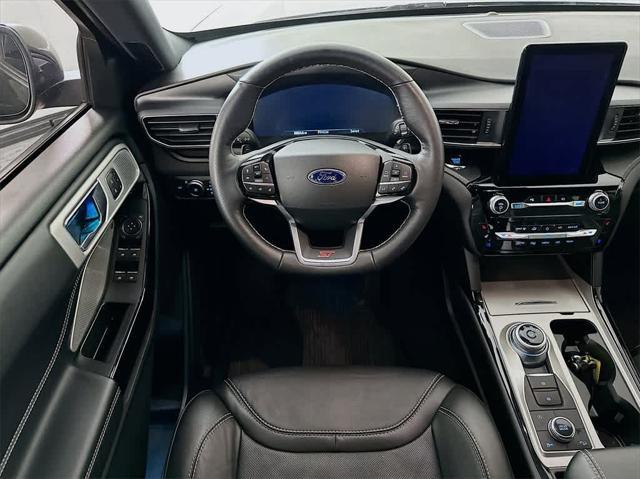 used 2022 Ford Explorer car