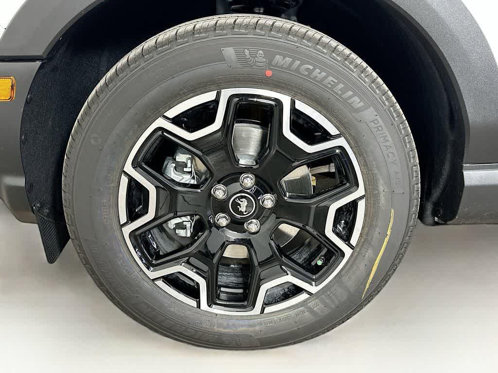 new 2025 Ford Bronco Sport car, priced at $36,936