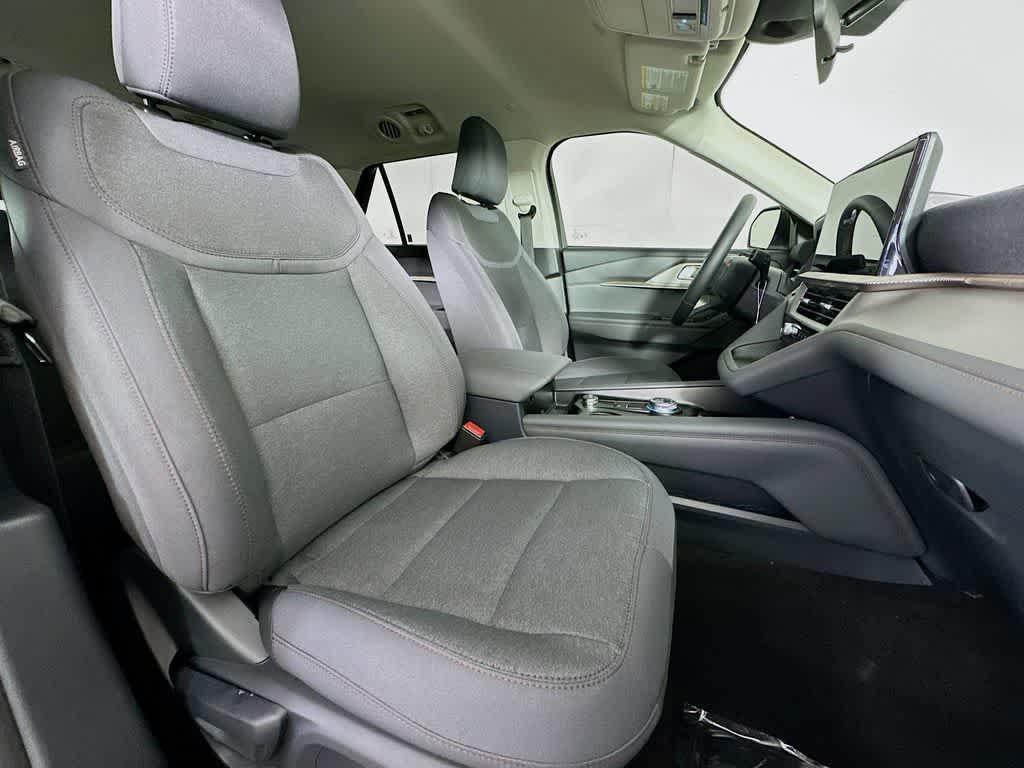 new 2025 Ford Explorer car, priced at $35,588