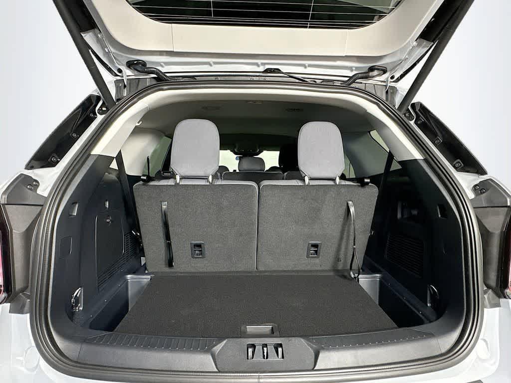 new 2025 Ford Explorer car, priced at $35,588