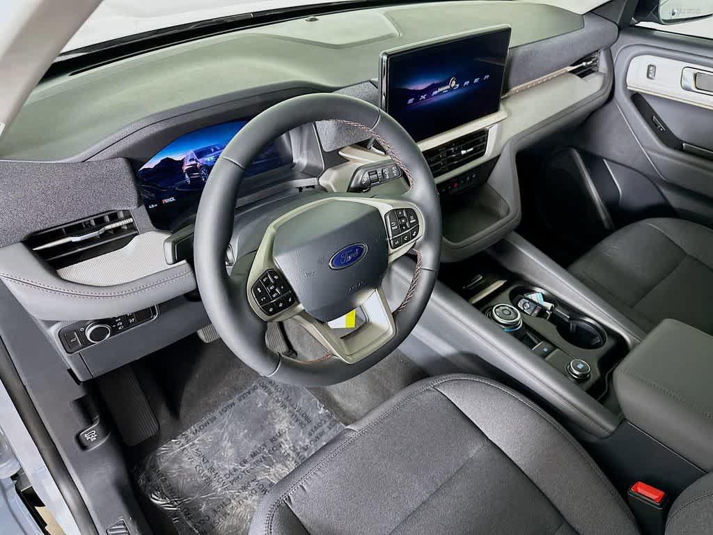 new 2025 Ford Explorer car, priced at $35,588