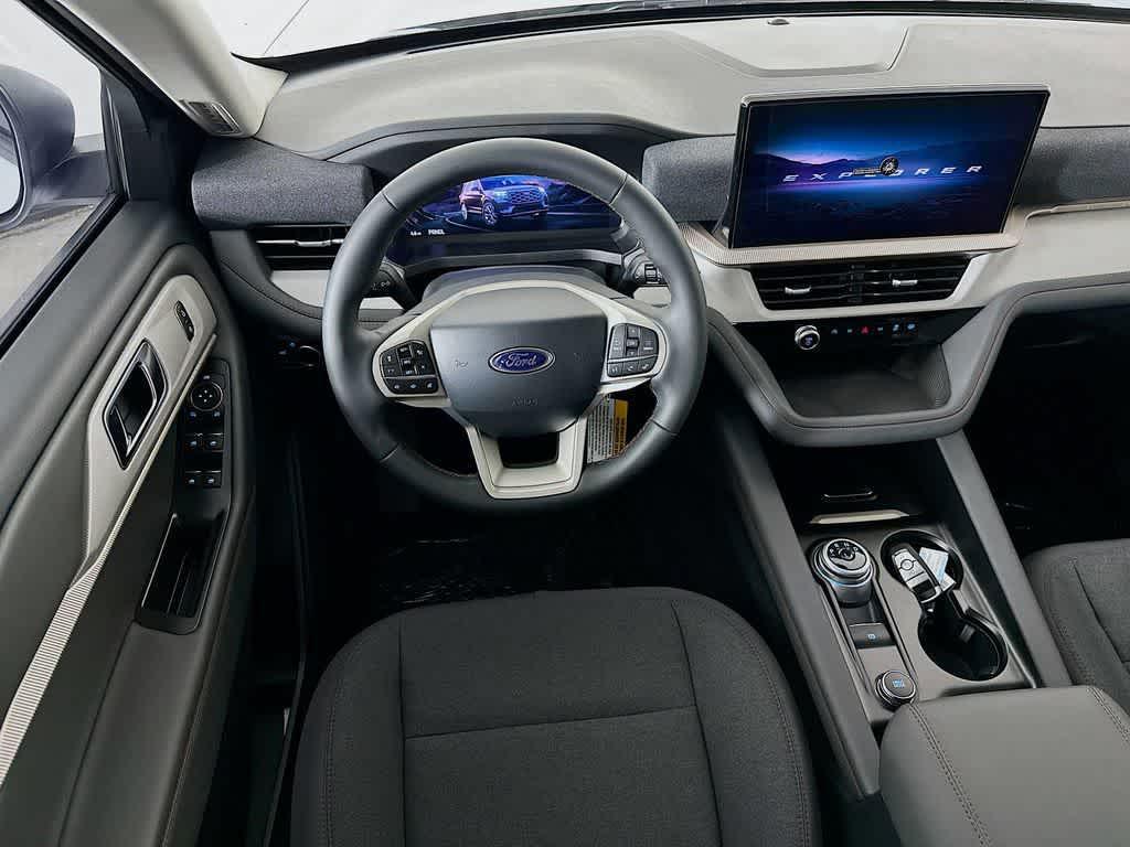 new 2025 Ford Explorer car, priced at $35,588